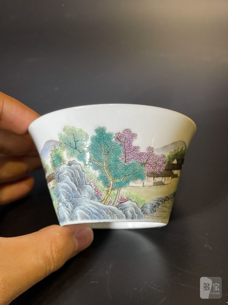 民国 粉彩山水纹马蹄杯 - 图3